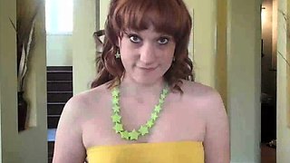 Beauty small tit amateur teen masturbating her shaved pussy