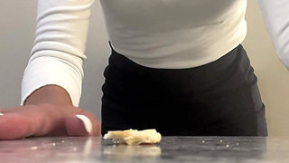 Office Giantess Shrinks You Tiny - Ivys Feet