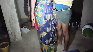 Desi Sex With Hot Sexy Girl In Saree