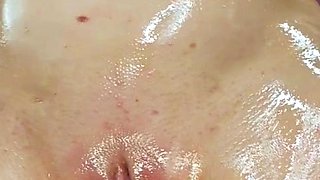 Masturbation close up Tamara big clit