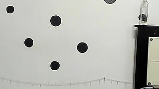 Muscle Flex and Squirt in High Heels