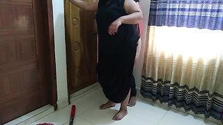 Big Ass & Huge Boobs Saudi Maid Fucked by Owner 18yo Son When She Cleaning Room