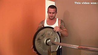 Blonde Babe Gets Turned On By His Gym Buddy With Lexi Belle