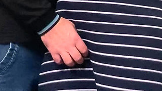 I Let a Stranger Touch My Pussy Under the Dress in the Subway