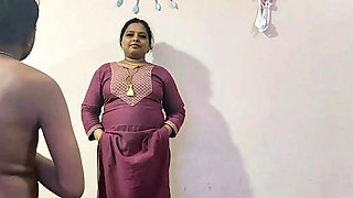 Desi Wife Hardcore Fucking Teen Boy - Blowjob & Cumshot in Hindi - Real Homemade Indian Aunty