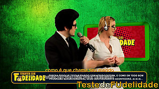 He Quit Work and Went to Fuck the Hot Brunette