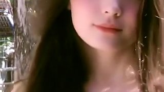 NEVELLE VICENTE LOVELY