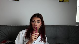 Sexy hottie Anetta Keys enjoys a solo toy masturbation