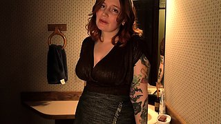 Bettie Bondage – Stepmom’s New Year’s Eve Confession