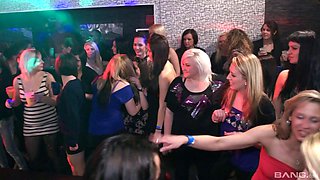 Reality porn video with drunk girls kissing with random people