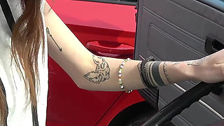 Nicol Pedal Pumping Old Vw Multivan - High Heels to Barefoot Revving (4k Resolution)