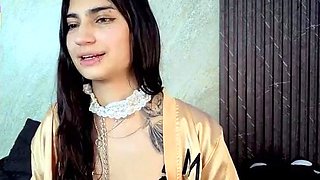 Tattoed Amateur Webcam Girl Hot Dildo Action Masturbation