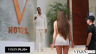 VIXEN Flamy Torrid Co-Employees Ella Hughes And Audrey Reid Plumb two Dudes Together In Motel Apartment Gang Hump