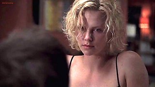 Charlize Theron, Courtney Love - Trapped 2002