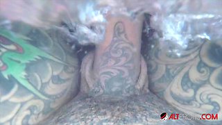 Kendra Cole Facialized after Bathtub Sex - AltErotic