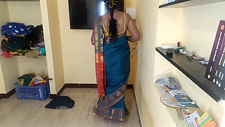 Housewife romance with pattu saree