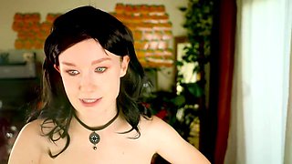 Hot amateur webcam teen masturbates for their fans