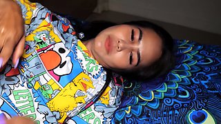 Thai teen Lily Koh dildoed her tight ass