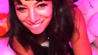 Sasha Pearl Vs. Johnny Love