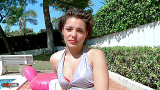 Tania Dola: Sexy Video Interview with Tania Dola