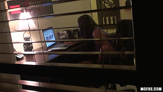Pervs on Patrol - Big Tit Danni Cole Caught by Voyeur Justin Masturbating Leads to Doggystyle & Cumshot