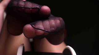 Sexy Asian naked foot fetish action