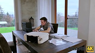 Shame4k. el josto beats back