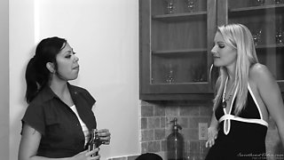 Passionate Lesbian Encounter with Samantha Ryan's Pool Heat