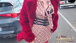 Exhib Parking Hgv: Routier Spots Me and Fucks Me Like a Bitch in the Cab of His Truck