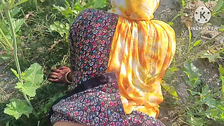 Village Desi Bhabhi Fucked in Mustard Field in Doggy Style. Outdoor Sex Desi Bhabhi with Dewar