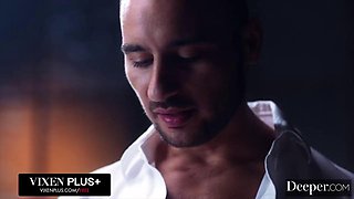 Deeper. Natural Curvy Reyna Belle Is Addicted To Bad-Boy EXs Huge Cock