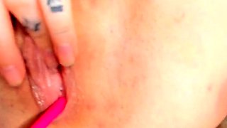Amateur Close Up Squirting Masturbation