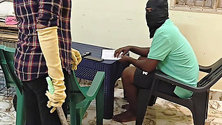 Two Friends Meet for a Insta Photoshoot