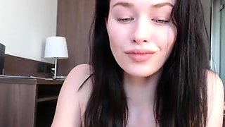 Amateur Webcam Teen Masturbates And Teases