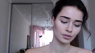 Cute amateur webcam teen girl toying pussy on webcam