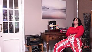 Sublime Montse Swinger - bbw smut - Aunt Judys XXX