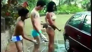 Hot rabuda mulatto moaning and cumming giving the pussy and the cusinho very tasty