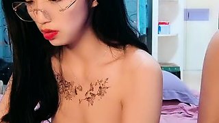 Japanese teen uses toys to pleasure pussy