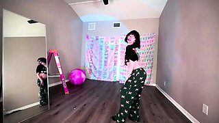 Home amateur ass spanking