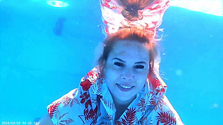 Long Breath Holding Underwater