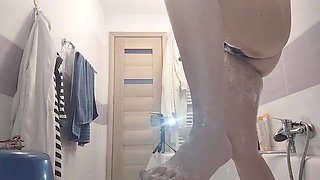 Hot amateur wife shaves her hairy pussy - big tits, big ass, sexy MILF