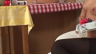 Hot Young Babe Rihanna Samuel Wanks Her Cunt with Her New Christmas Gift