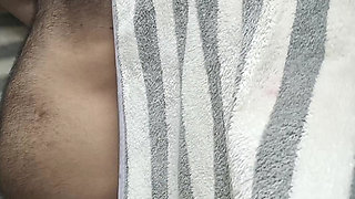 Indian police officer se gand marvate hue