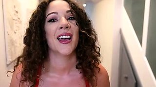 Sashacurves Girlfriend Discovers Your Size Kink
