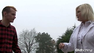 Lacey Starr, Rebecca And Loula Ride Sam In Hot Foursome