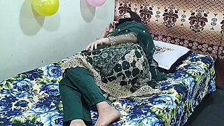 Desi Stepson Fucks Hot Muslim Stepmom - Homemade Taboo Sex