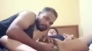 Desi Girlfriend Pussy Fucking With Cucumber Viral Mms