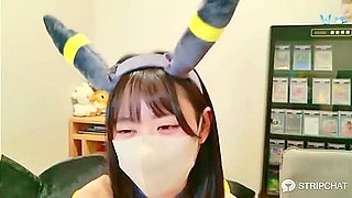 Erotic live chat with cute beautiful girl