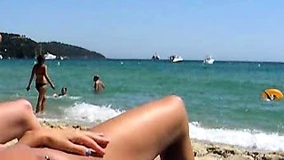 Amateur hottie fucked outdoor in public