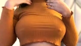Brunette Solo Webcam Masturbation